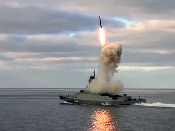 Морская версия «Калибра»: как поведет себя ракета России против корабля