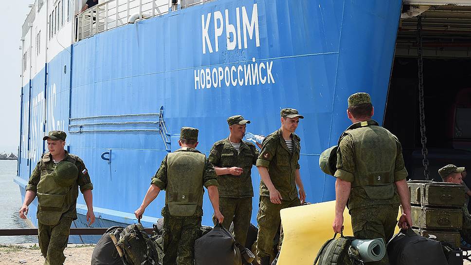 Россия загрузила крымские оборонные заводы