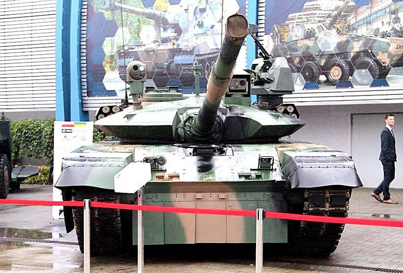 Т-72 в НАТОвской обертке: Украино-польский танк ПТ-17 показали публике