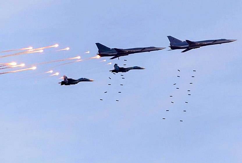 Шпилька в сторону США: ВКС РФ готовы ответить за каждый авиаудар в Сирии