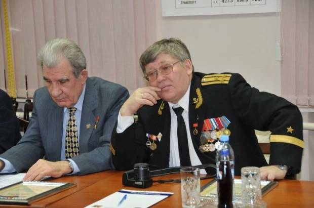 Дандыкин рассказал, как главком ВМСУ пытается спасти флот Украины