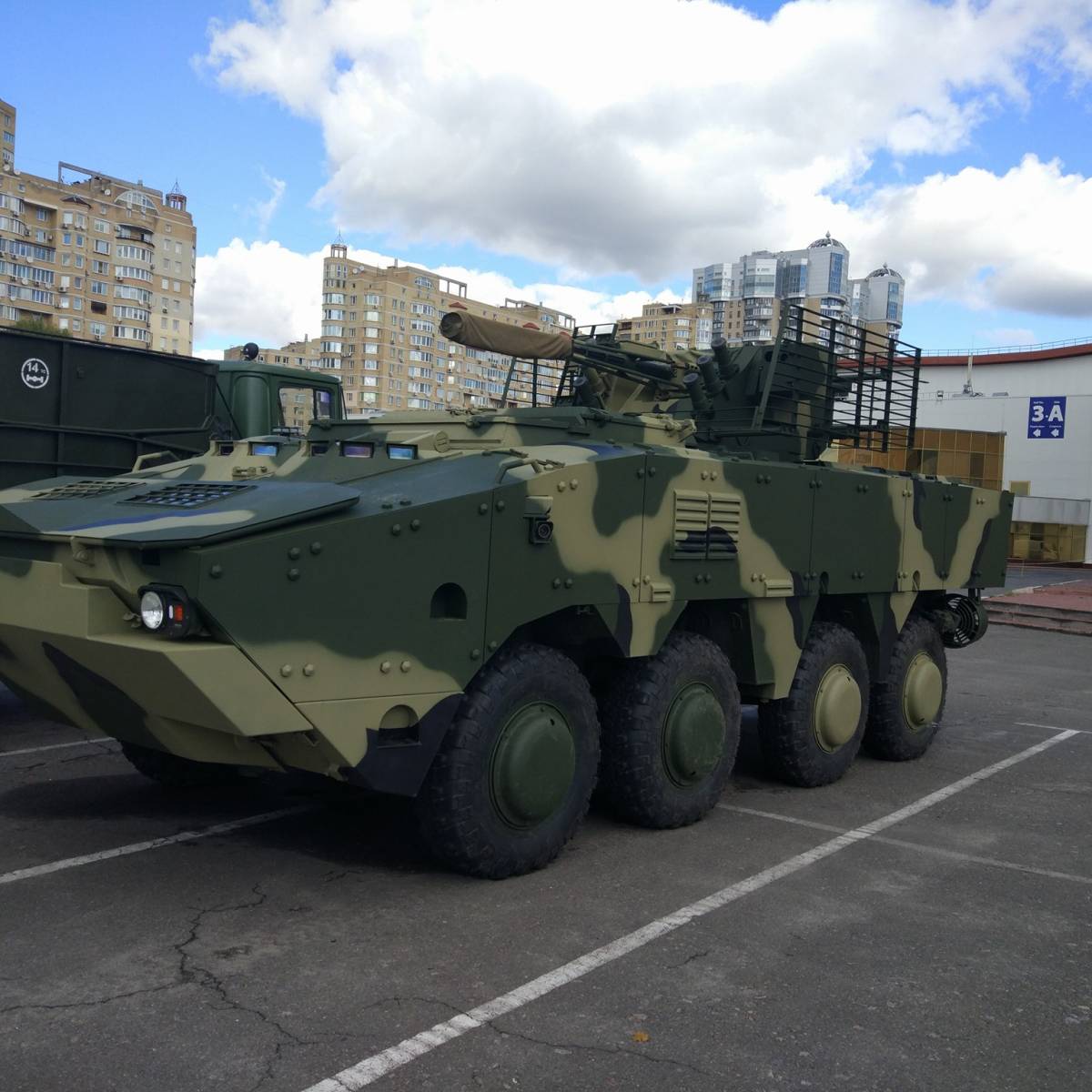 На Украине замечен БТР-4МВ1