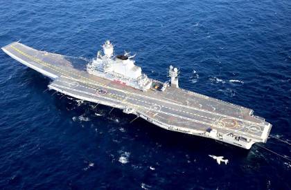 Авианосец для Дели: смогут США выдавить Россию с индийского рынка?
