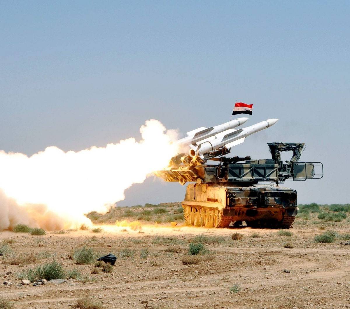 Сирийские ПВО открыли огонь в ответ на удар ВВС Израиля