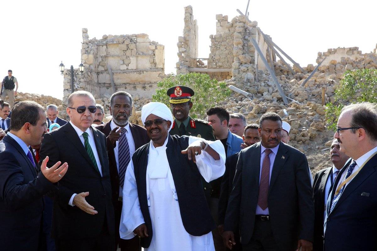 В тени турецкого безумия: Судан и назревающая война великих дамб