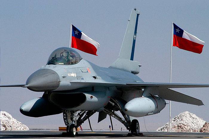 ВВС Чили: под патронажем запада