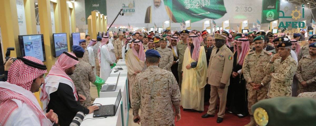 Саудовский король отправил в отставку военную верхушку