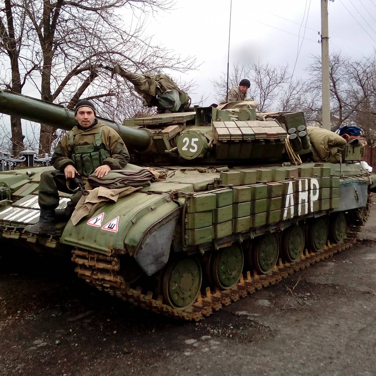 Аваков пересчитал танки "республик"