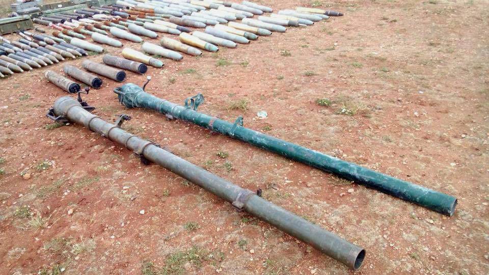 РПГ, ПТУР и орудия: САА получила крупную партию оружия от боевиков в Хомсе