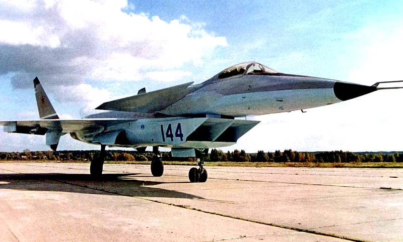 Невидимки рвутся в бой: о предшественниках Су-57