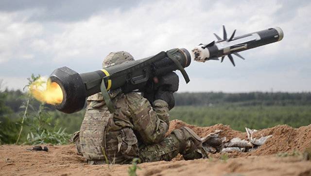 «Обезьяна с гранатой»: Как украинские военные испытывают ПТРК Javelin