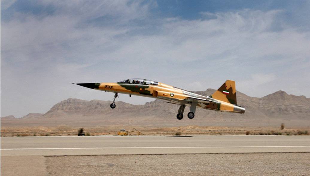 «Бавар» и «Коусар» на страже САР: Иран направит в Сирию самолеты и ЗРК
