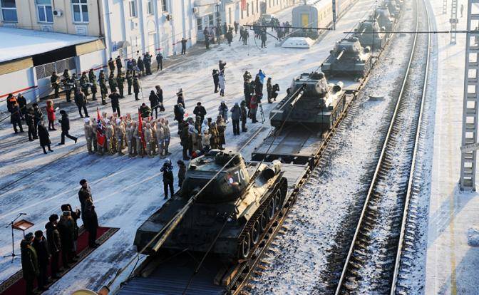 Бутафория с Т-34: Россия салютует танкам производства ЧССР