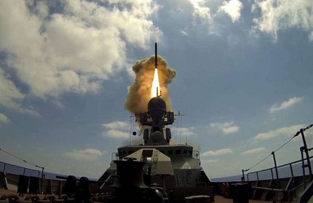 Черноморский флот пополнят новые корабли с ракетами "Калибр"