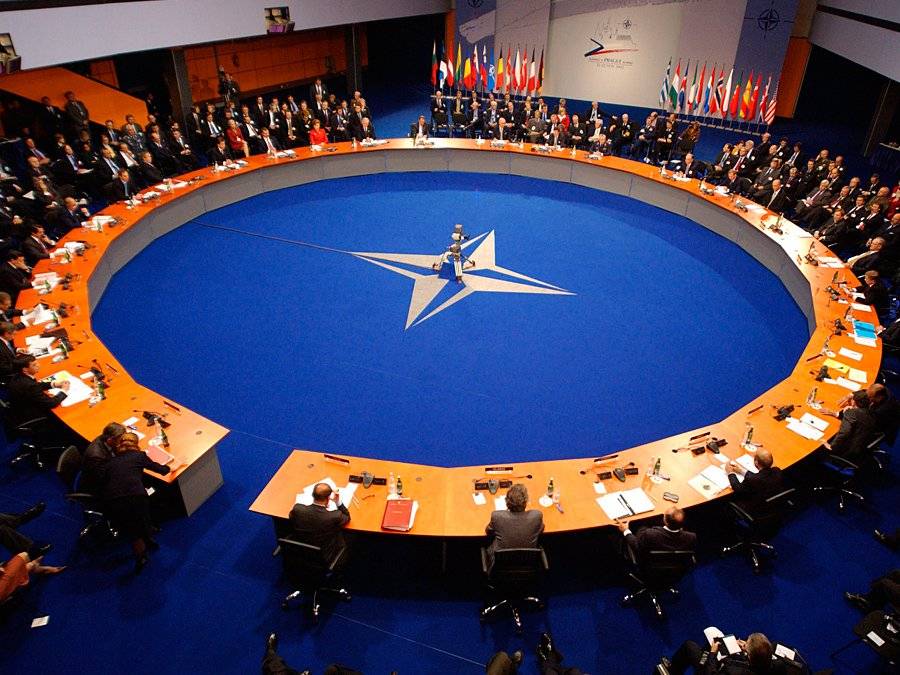 НАТО выделит баснословные инвестиции для укрепления в Польше