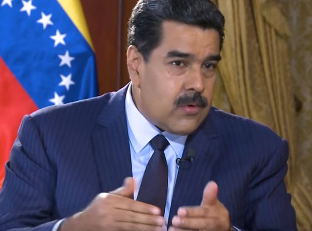 Мадуро: Венесуэльцы готовы защищать страну с оружием в руках