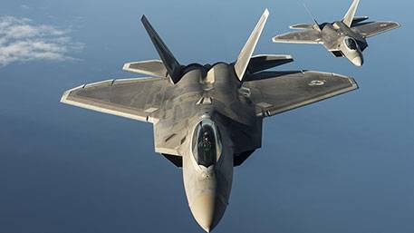 NI: США используют против России F-22 Raptor и концепцию "3-го крыла"