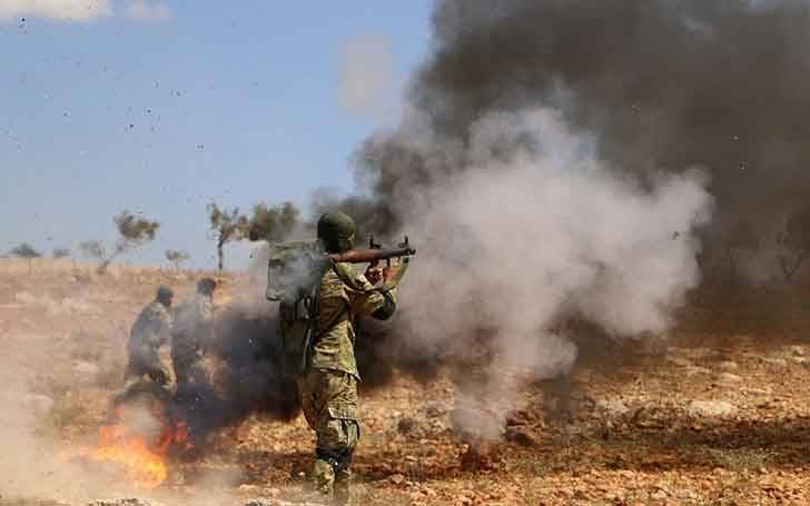 Отвлекающий маневр: БПЛА боевиков "уводят" САА от Идлиба к Ат-Танфу