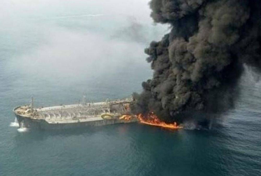 Иран спас моряков с атакованных в Оманском заливе танкеров