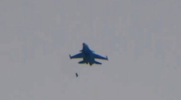 Российская авиация разбомбила штаб протурецких боевиков