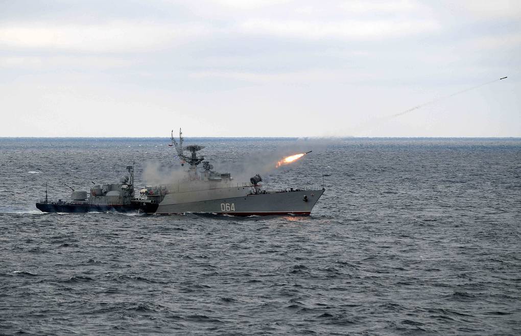 Что показали недавние масштабные маневры вблизи крымского побережья?