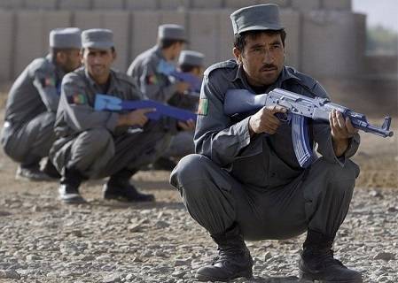 Боевики взяли в плен группу полицейских - сводка боев в Афганистане