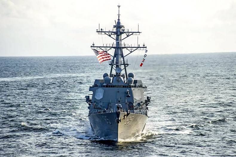«Это красивый ход»: Россия нашла управу на эсминцы НАТО в Черном море