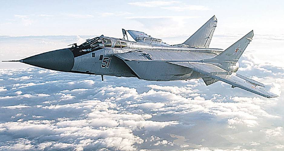 МиГ-31 против дроздов и хищников