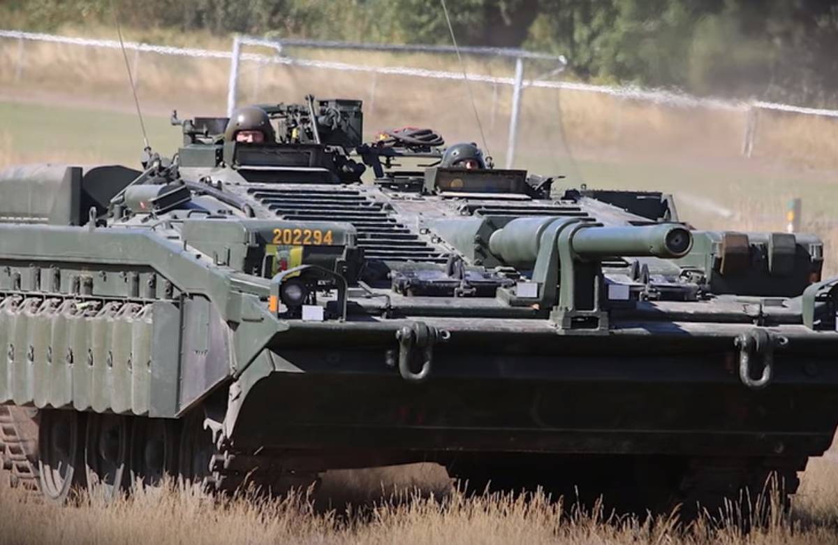 Шведский «безбашенный» танк Stridsvagn 103: особенности боевой машины