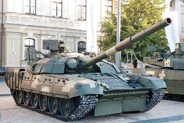 ВСУ потеряли два недавно модернизированных танка Т-72АМТ