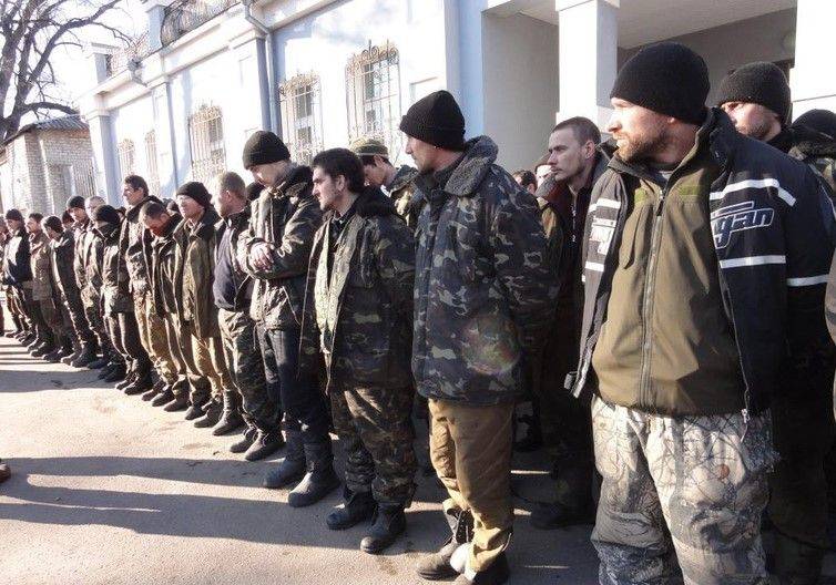 Боевики «Азова» выбрали путь позора задолго до сдачи в плен