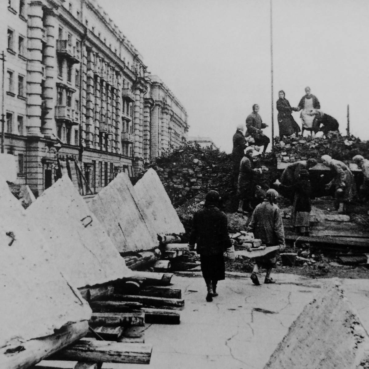 Чтобы помнили: прошло 79 лет с полного снятия блокады Ленинграда
