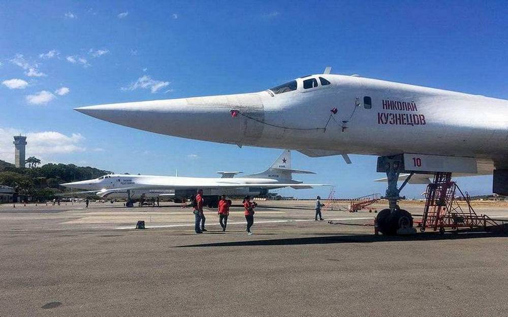 Предложено создать на Кубе базу стратегической авиации России