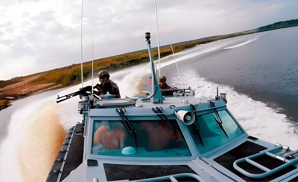 Какие лодки и катера нужны России для боевых действий на Днепре?