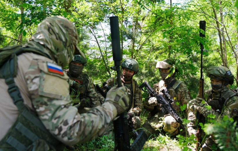Донбасский фронт: ВС России давят ВСУ под Сватово, бои у Клещеевки