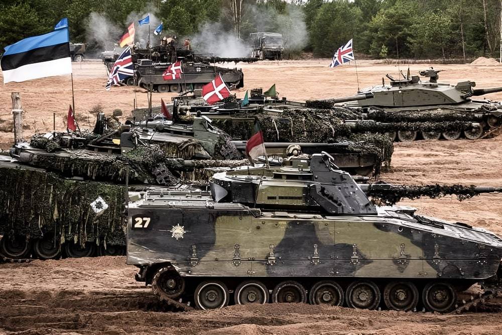 Роковой коридор: НАТО начало отрабатывать сценарий нападения на Россию