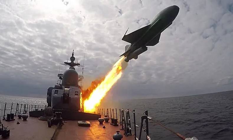Русские готовятся таранить эскадру НАТО, перекрывшую Финский залив