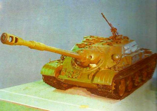 Какой "штурмовой танк" стал бы идеальным для современных военных действий