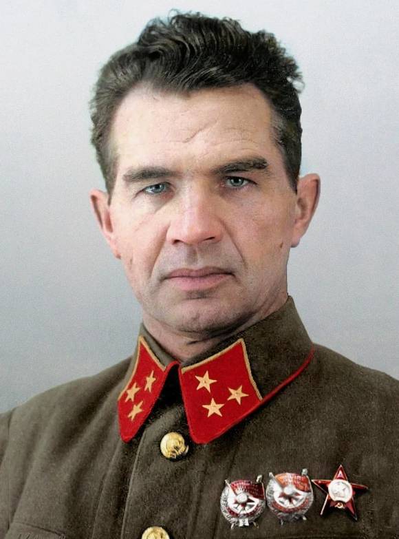 Герой Сталинградской битвы «Генерал Штурм»: «На дачу!!! Мыть полы!!!»