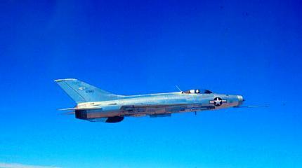 Как старенький Су-22 увернулся от современной американской AIM-9X в Сирии