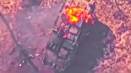 Появилось видео уничтожения 34 БМП Bradley и 16 БТР Stryker ударами Ланцета