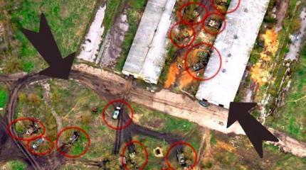 Враг у ворот: аэроразведка засекла 25 танков и 5 САУ «Акация» у границ ДНР Враг у ворот: аэроразведка засекла 25 танков и 5 САУ «Акация» у границ ДНР