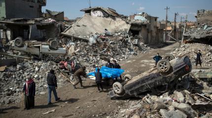 «Помощь» от США: счёт погибших мирных жителей в Мосуле идёт на сотни «Помощь» от США: счёт погибших мирных жителей в Мосуле идёт на сотни