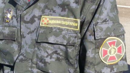 В Киеве нацгвардеец выстрелил себе в живот В Киеве нацгвардеец выстрелил себе в живот