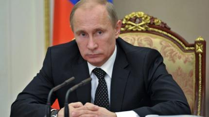 Путин определит будущее армии РФ Путин определит будущее армии РФ
