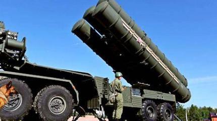 Российский ЗРК С-400 делает истребитель F-35 устаревшим Российский ЗРК С-400 делает истребитель F-35 устаревшим