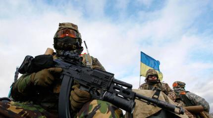 ВСУ активно стягивают тяжелую технику и личный состав к линии разграничения на Донбассе ВСУ активно стягивают тяжелую технику и личный состав к линии разграничения на Донбассе