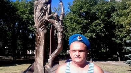 Ополченец из ЛНР Середа: "И эту войну доломаю. Некуда нам деваться…" Ополченец из ЛНР Середа: "И эту войну доломаю. Некуда нам деваться…"