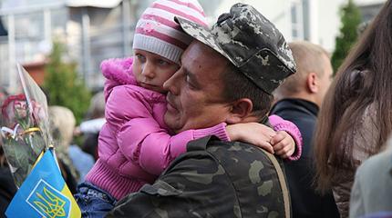 Последствия убийства Моторолы: данные о семьях АТОшников хотят засекретить Последствия убийства Моторолы: данные о семьях АТОшников хотят засекретить