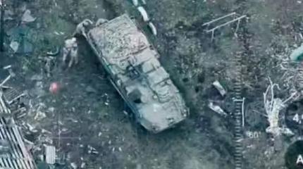 Американские БТР M1126 Stryker продолжают бесславно сгорать на Украине